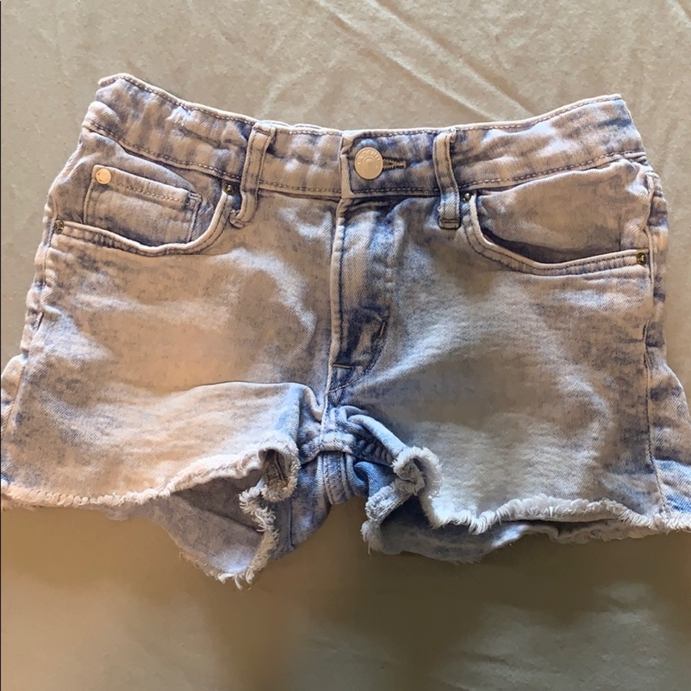 🌵Stone wash H&M shorts!!